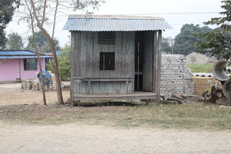 Defunct-police-beat-located-opposite-Badi-community-in-Muda-was-established-for-patrolling-13-years-ago-1724322564.JPG